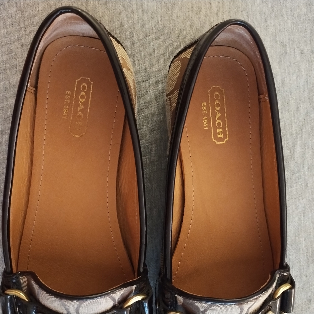 Women's Coach Felisha Signature C Khaki Monogram Loafers Size 8 M - Picture 7 of 14